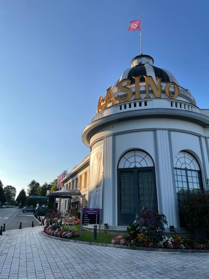 Le Grand Chalet Bagnoles de l'Orne Normandie Exterior photo
